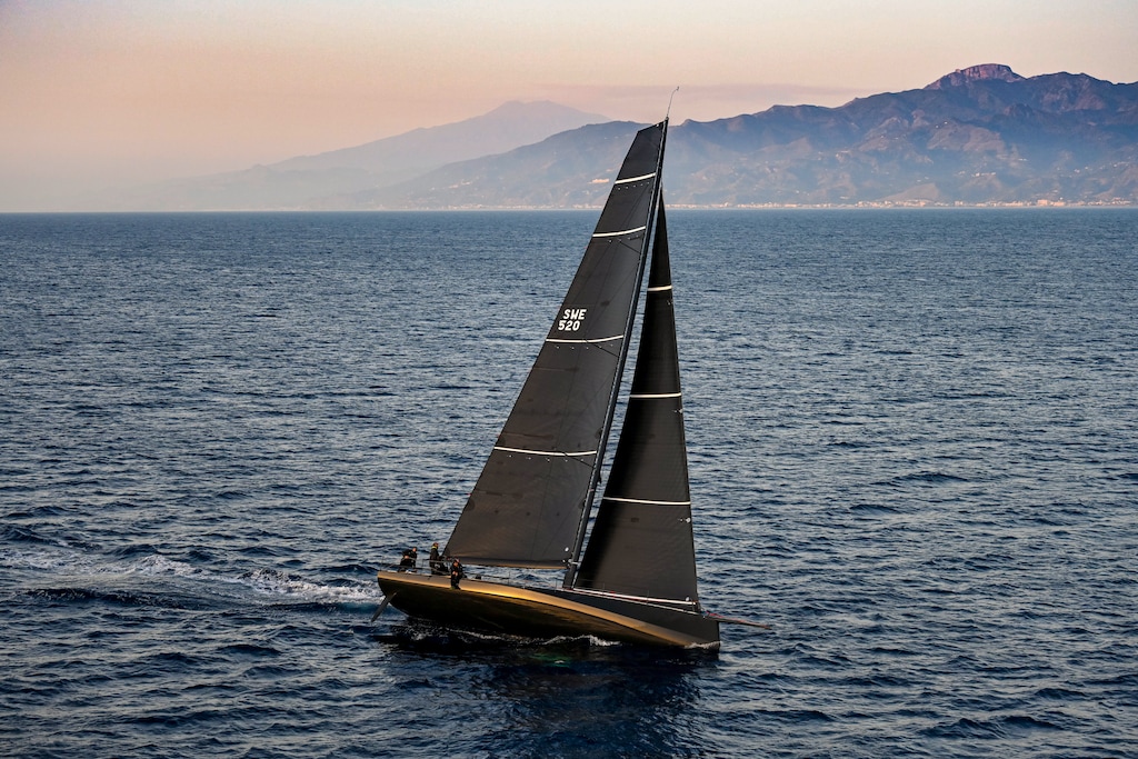 Niklas Zennström’s CF-520 Rán 8 (SWE) has entered the new RORC Nelson's Cup Series © Kurt Arrigo/Rolex 